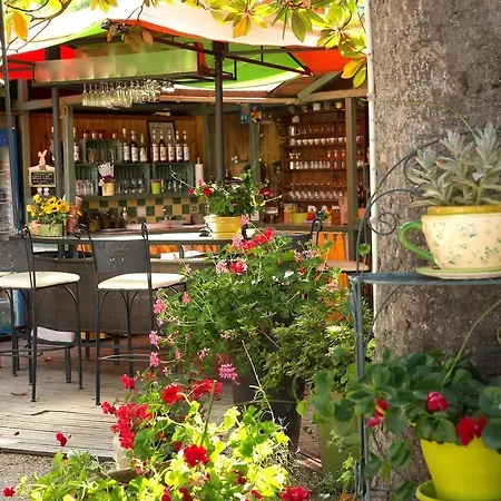 La Roseraie , Familial Ouvert Toute L'annee Otel Vence