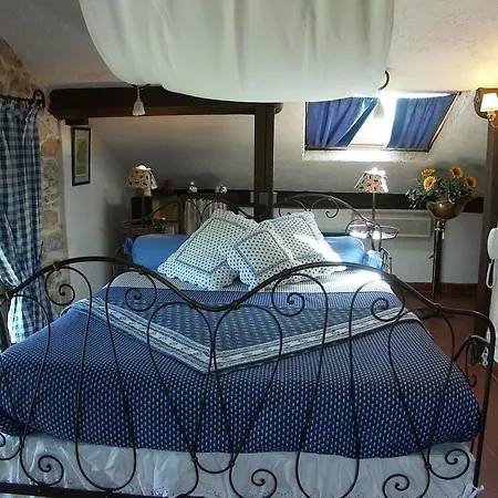 Otel La Roseraie , Familial Ouvert Toute L'annee